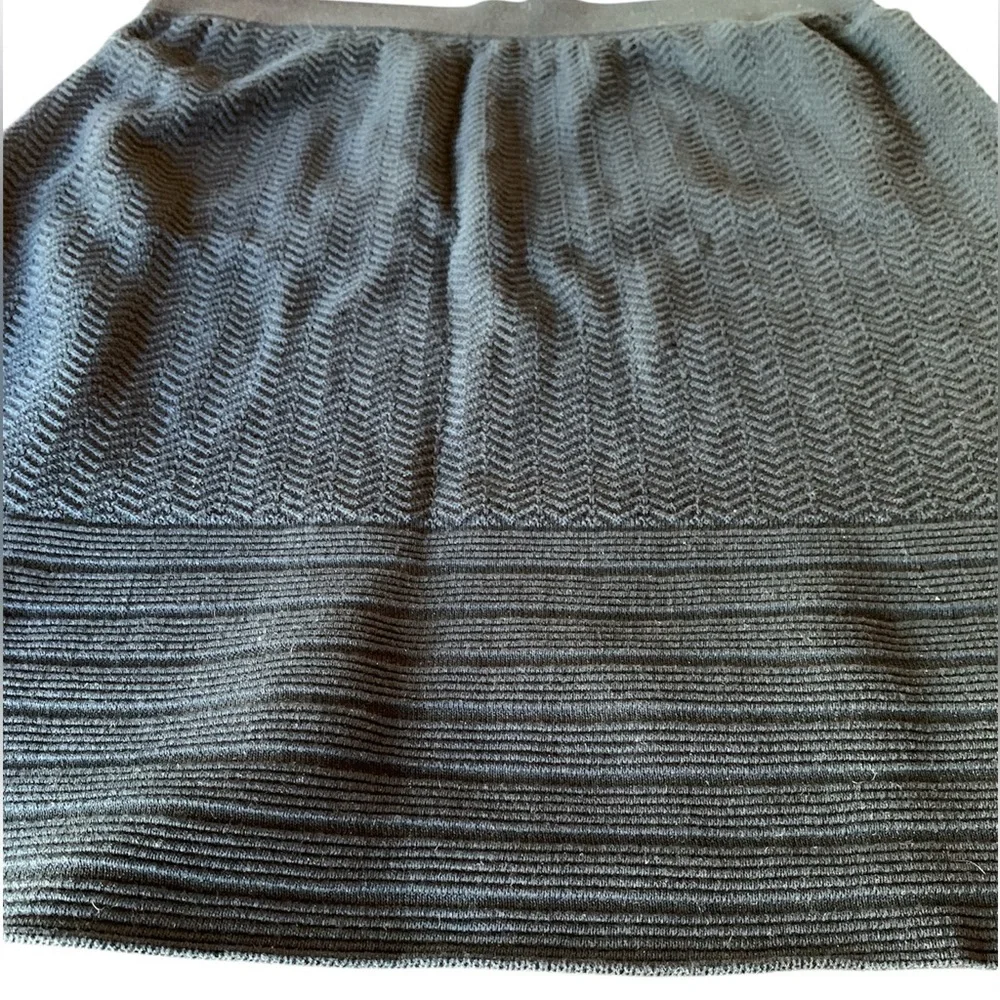 NWT Cabi Bon Voyage navy blue skirt midi length classic casual skirt Medium